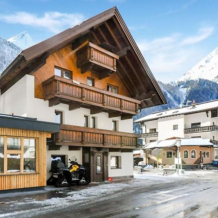 Comfortable Apartment In L Ngenfeld With Ski Storage Längenfeld Екстериор снимка