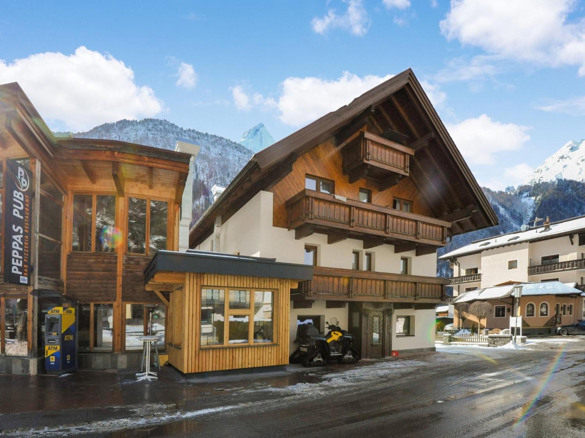 Comfortable Apartment In L Ngenfeld With Ski Storage Längenfeld Екстериор снимка