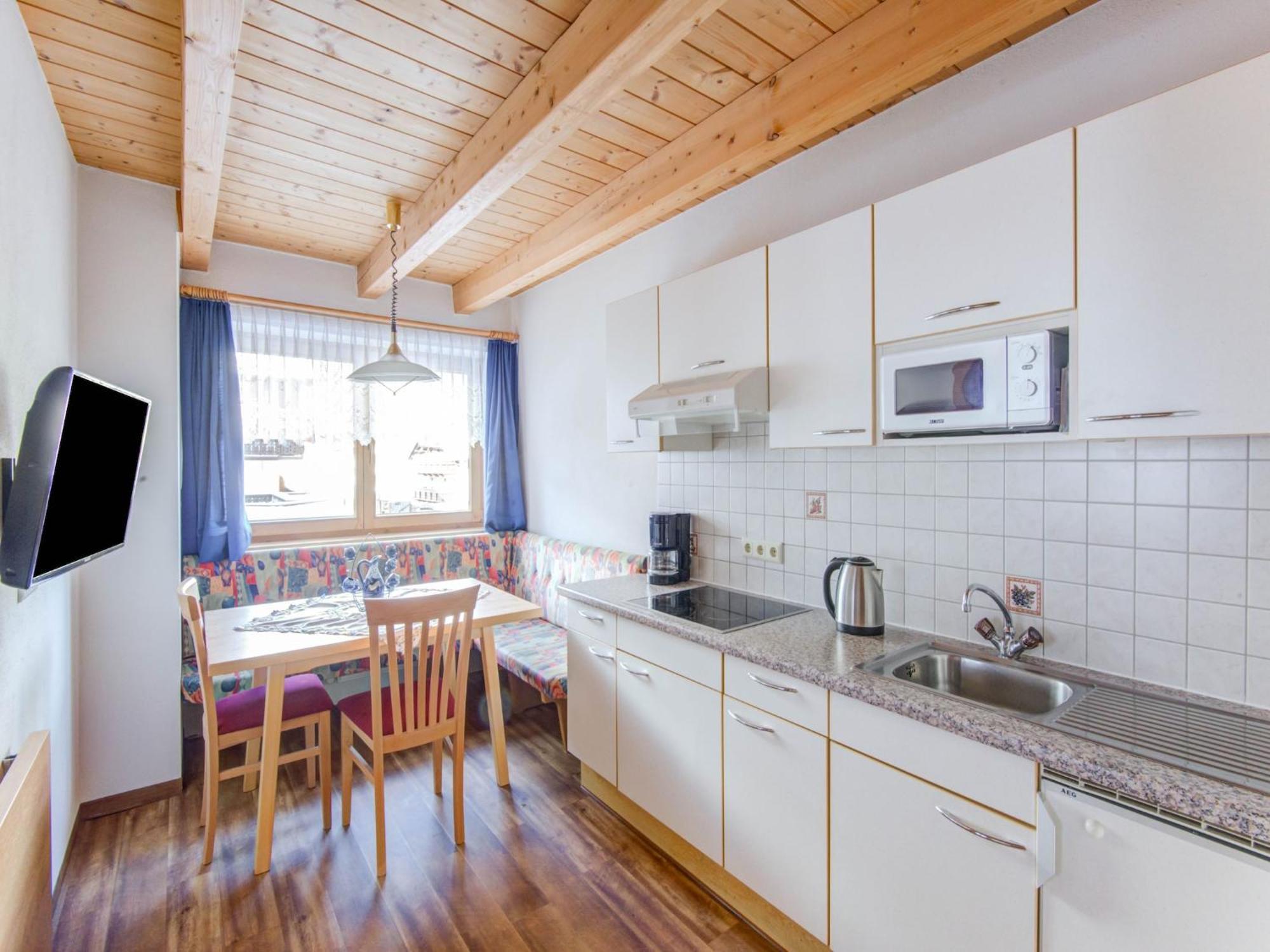 Comfortable Apartment In L Ngenfeld With Ski Storage Längenfeld Екстериор снимка