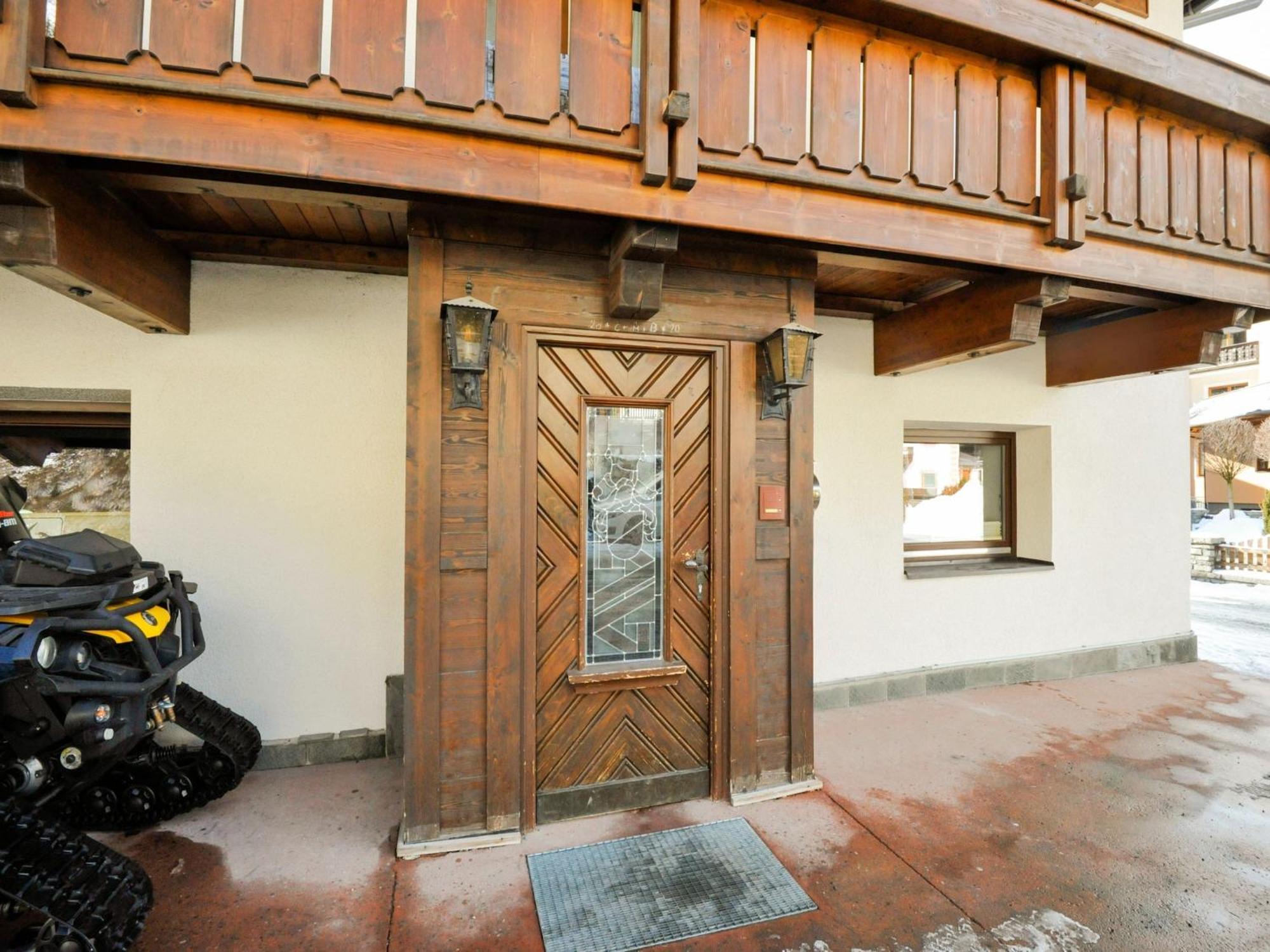 Comfortable Apartment In L Ngenfeld With Ski Storage Längenfeld Екстериор снимка