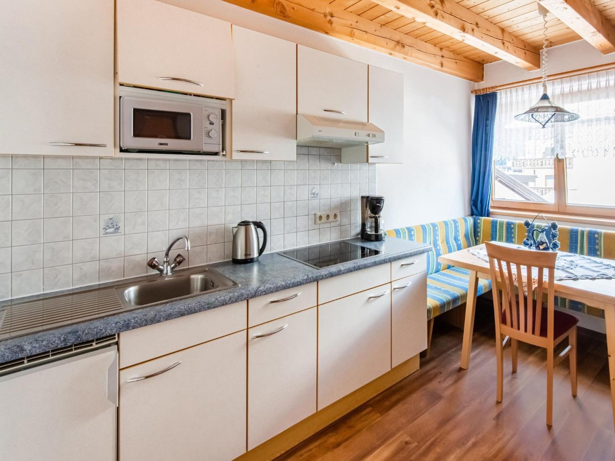 Comfortable Apartment In L Ngenfeld With Ski Storage Längenfeld Екстериор снимка